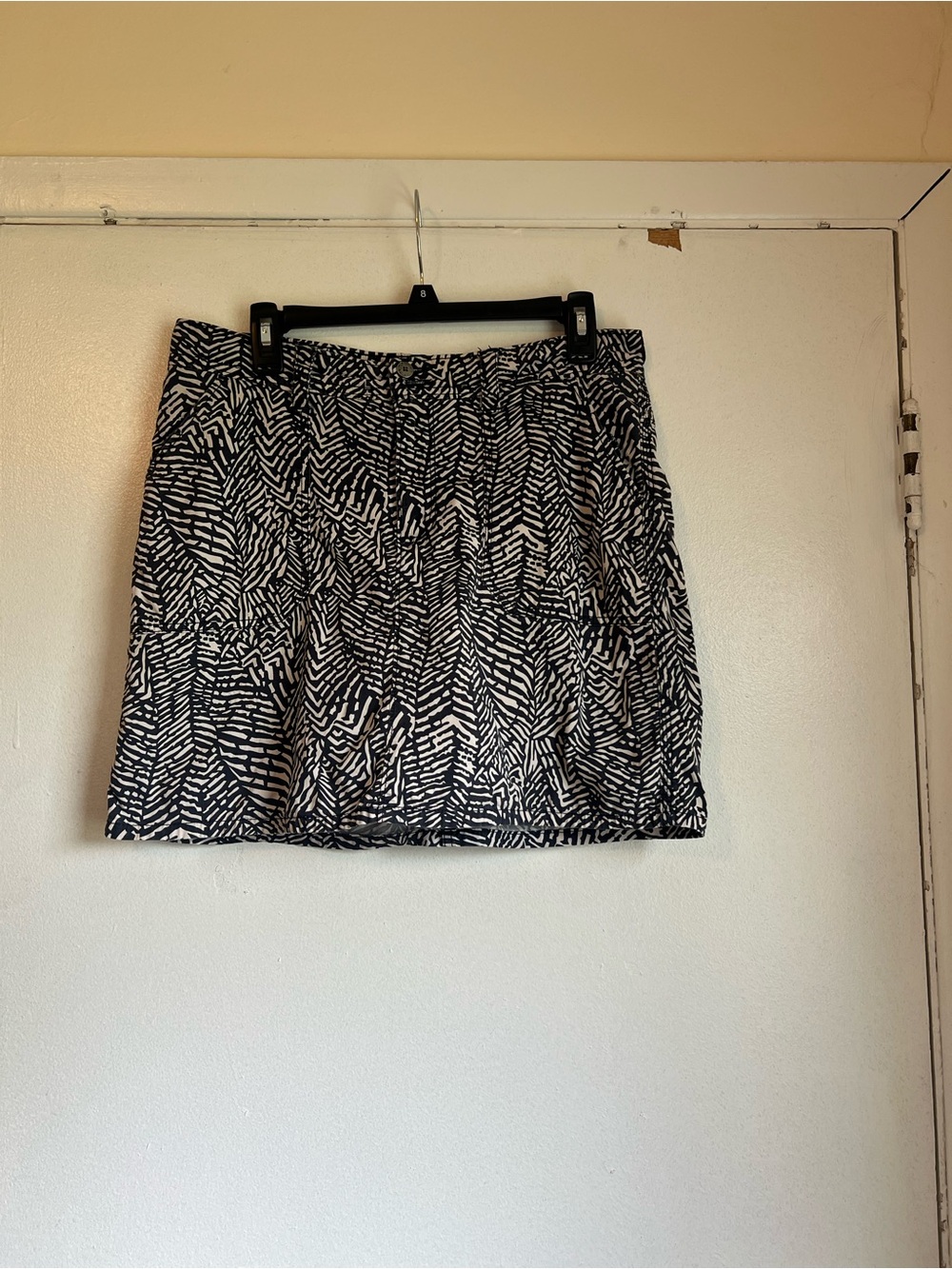 Lee Natural Fit Jungle Print Skort Navy/ Tan Canvas Cotton Stretch Size 10